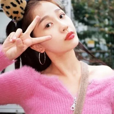 蒂拉和兰妮劫火车